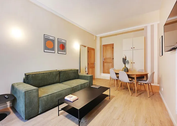 Charming Flat, Quartier Latin With A Private Cinema Apartman *
