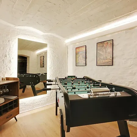 Charming Flat, Quartier Latin With A Private Cinema Paris